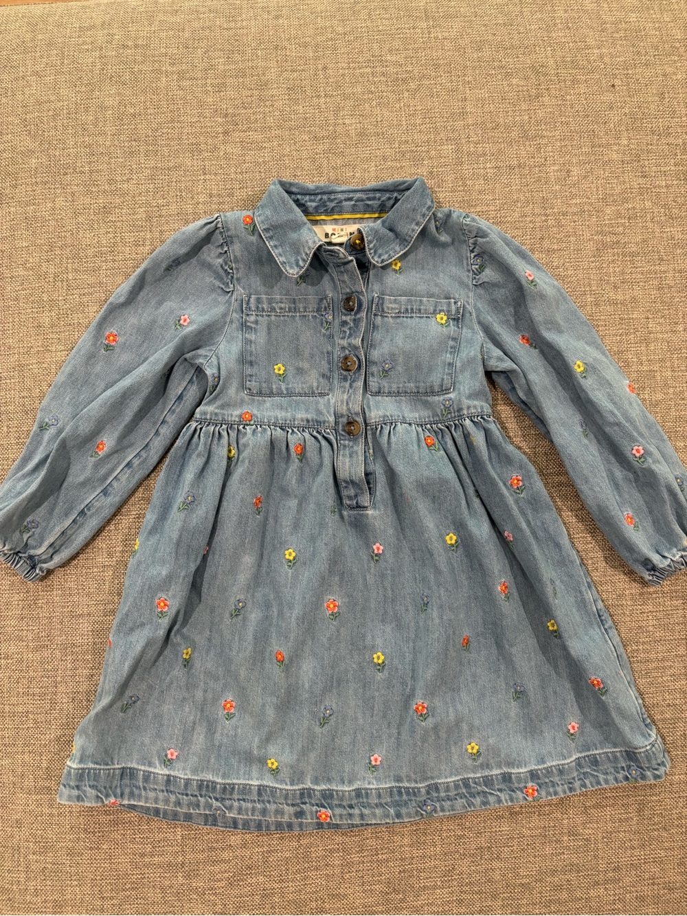 Mini Boden Puff Sleeve Embroidered Denim Shirt Dress (size 5-6)